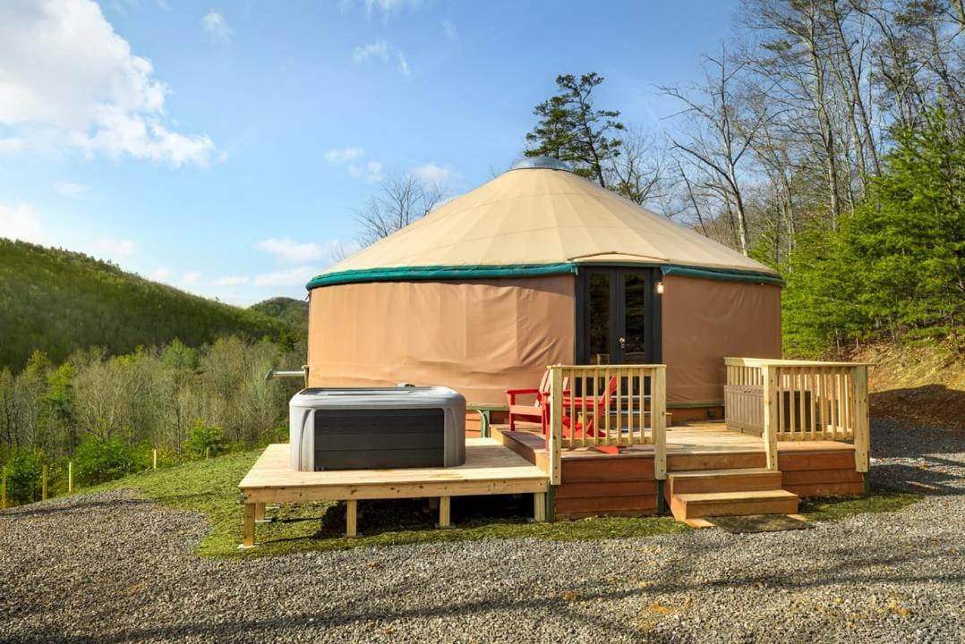 Wardensville Modern Yurt W River Access, Hot Tub, Wifi & Grill מראה חיצוני תמונה